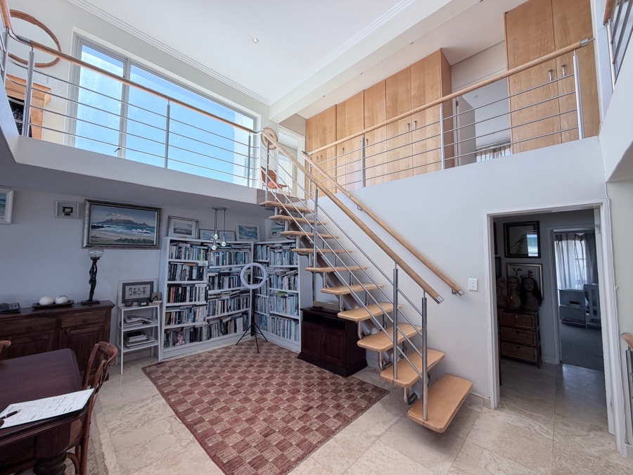 7 Bedroom Property for Sale in Bloubergstrand Western Cape